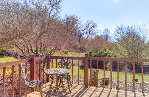 Large Deck: Luxe 6-Acre Retreat in Dahlonega! - Photo 29