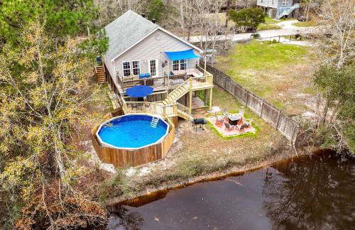 Waterfront Home with Pool, Hot Tub and Game Area - Foto 51