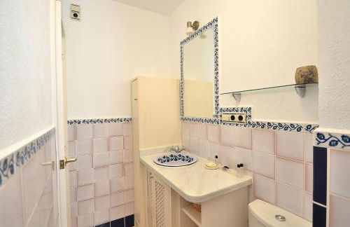 The Nasrid Palace from your bed ! - Photo 35