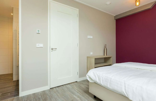 Holiday Home in Oostkapelle Near Forest - Photo 14