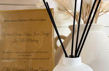 Otter 1 - Private Hot Tub - Bali Inspired Lodge - Bath - Longleat - Wiltshire - Photo 66