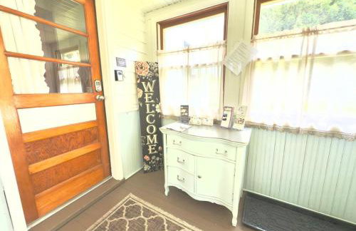 The Dorothy- Private Ravine Wooded Lot, with Game Room, Close to ALL! - Foto 14