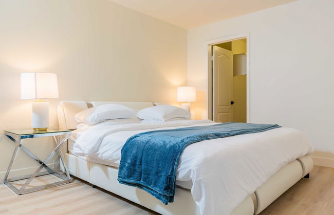 Elegant Pasadena Retreat Prime Comfort Awaits - Foto 16