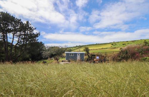 Bosulla Shepherds Hut - Photo 23