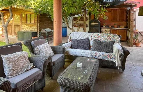 Stunning Home In Otura - Photo 3