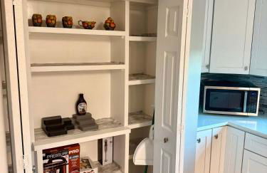 Serene Bayou Retreat - Spacious Family Home - Foto 1