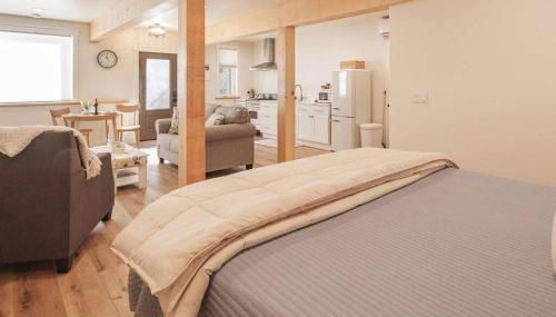 Timberwood Cottage in Downtown Twain Harte - Foto 5