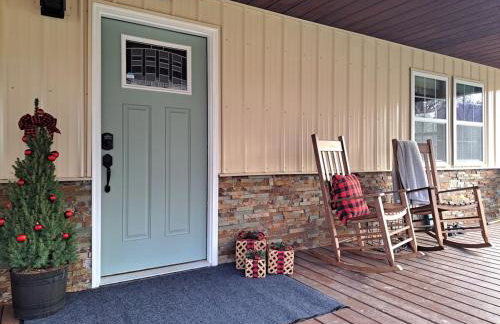 Hocking Hills Cabin, Hot Tub, Private Pond - Foto 14