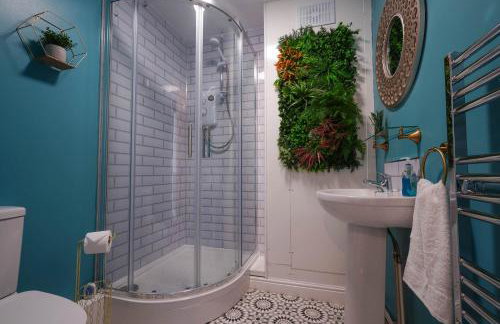 Bulls Head Historic Home With Garden And Hot Tub - Photo 11