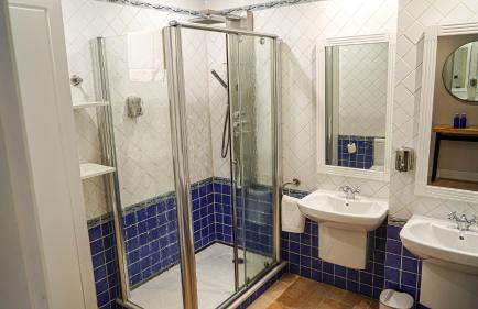 Apartamentos Puente Romano Suites Parking Gratis - Foto 75