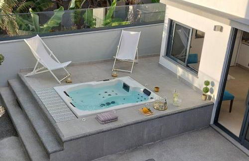 Sunset Avenue for couple w/ jacuzzi spa hot water - Foto 8