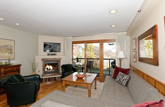 The Crestwood Condominiums - Foto 61