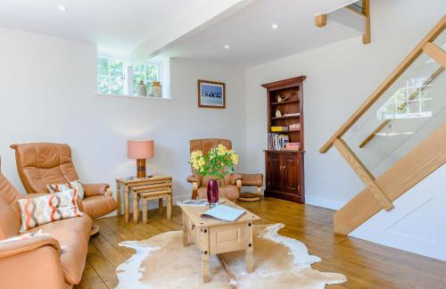 The Hideaway The Den - Photo 4