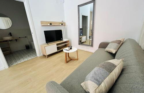 Loft Sofia a estrenar con luz natural en corazon de Valencia - Foto 11