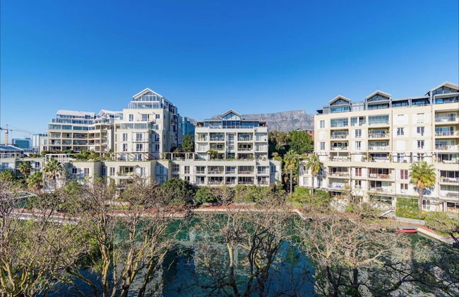 Executive Yacht View Two Bedroom Apartment - 409 - Foto 28