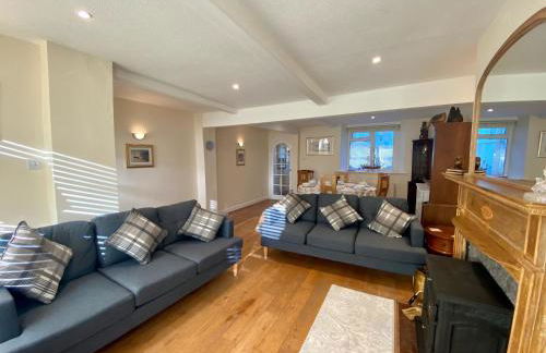 Buttercup Cottage - Photo 2