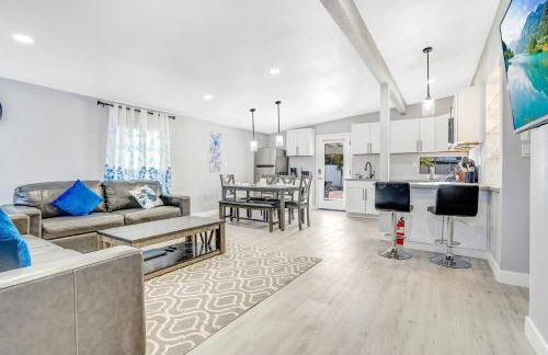 Fully Remodeled, Landscaped, King Beds, Desk Space - Foto 14