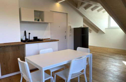 Attico vista Lago in Centro - Photo 2