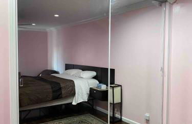 Pool Front Romantic Getaway withPrivate Entry - Foto 54