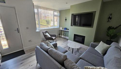 House - Sleeps 4 - Parking - Garden - City Centre - Foto 3