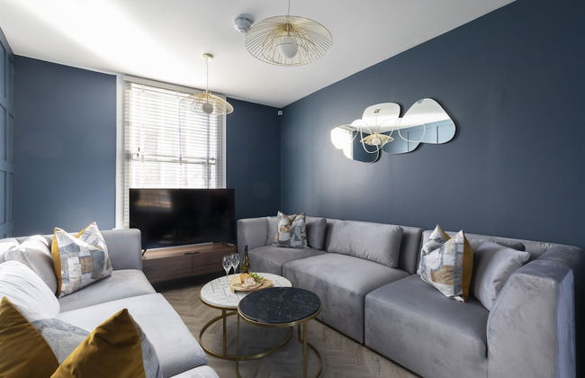 Elliot Oliver - Stunning 6 Bedroom Regency House With Parking - Photo 19