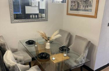 4BDR House By Homesy - Short Term Rental Cardiff - Ideal for Contractors - Foto 50