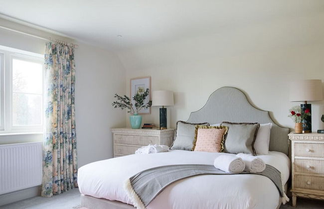 Hayward House Hot Tub Large Garden - From 1100 Per Night - Foto 4