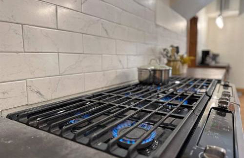 Secluded with Hot tub, Pool table, Arcade, Fishing andTheater Room - Photo 78