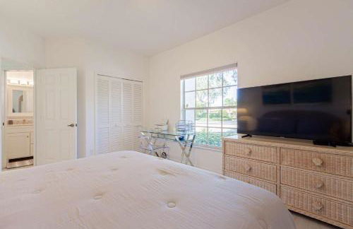 Crown Pointe- Crown Pointe Blvd.,E. - Photo 38