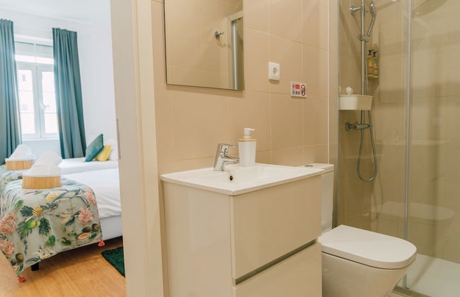 Oporto Yellow Villas - Photo 40