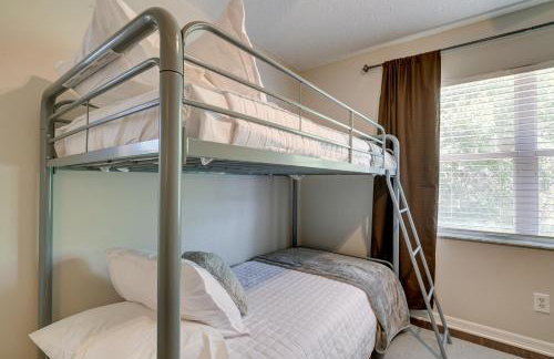 Family Getaway with Games and Pool in Spring Hill - Foto 25