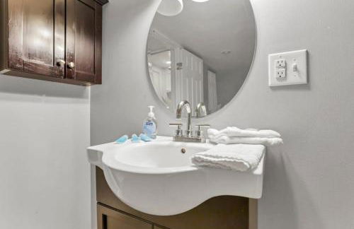 Housepitality - Harrison Mansion - Great Location - Photo 41