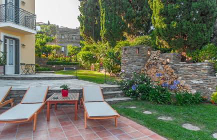 Hortensia Villa - Infinity Pool & Sea Views by Explore Andros - Foto 5