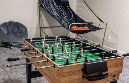 Beautiful 3 story villa with room for 17 people - outdoor POOL and indoor SAUNA - Foto 47