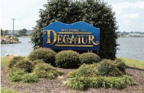 Beautiful Spacious 3 BR brick home for the family - Photo 21