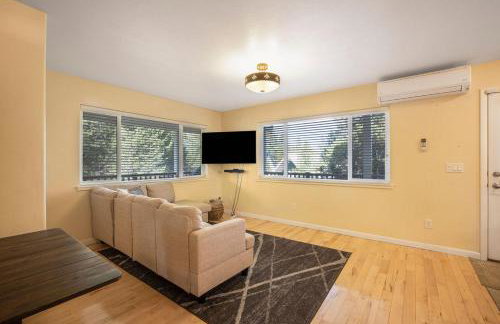 Yellowstone Adventures - Photo 9