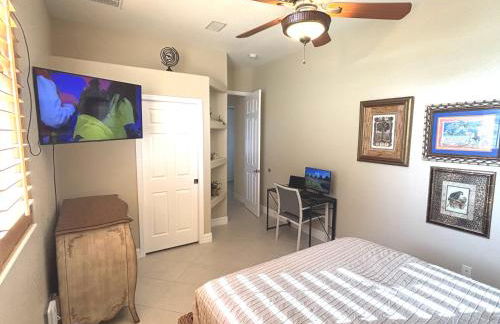 Villa-Haze, lots of privacy, solar & electric heated pool and SPA - Photo 38