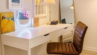 Japanese Wabi Sabi Zen Beauty at SoCO, Downtown - Foto 4