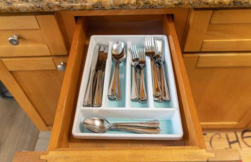 Bright & Cozy Getaway-10min to Downtown LA - Foto 41