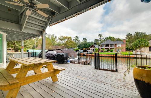 Dock and Outdoor Entertainment Home on Lake Conroe - Photo 29