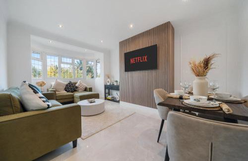 Award winning 2026 Stunning Modern 2 Bedroom Apartment in Mill Hill next to Train Station! - Foto 1