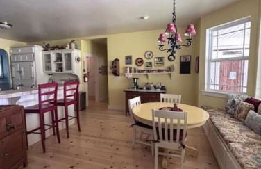 The Firehouse Inn-Cottage - Foto 12