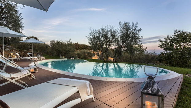 Villa Alberta, Panoramic 4 Bedrooms Farmhouse with Private Pool in Lucca close to Town Centre - Foto 5, Habitación