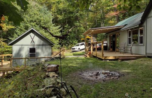 Twin Oaks Cabin at Linville, Private, New remodel - Foto 24