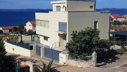 Yellow Cube Holiday Apartments - Foto 2