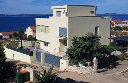 Yellow Cube Holiday Apartments - Foto 2