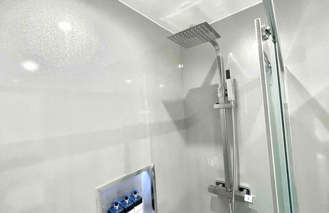 Stunning Luxury Apartment Near Motherwell - Foto 17