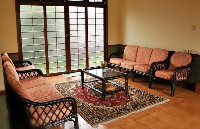 Villa Kota Bunga Ade - Photo 44