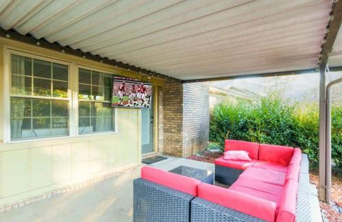 Gorgeous Alabama Home 4 Miles to Stadium Sleeps 8 - Foto 12