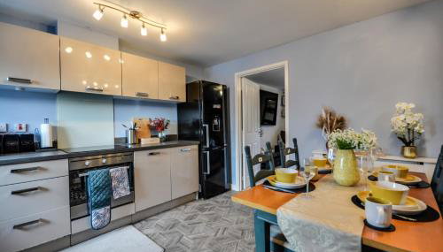 Three Bedroom House in Runcorn Close To The Lake with Parking - Foto 5